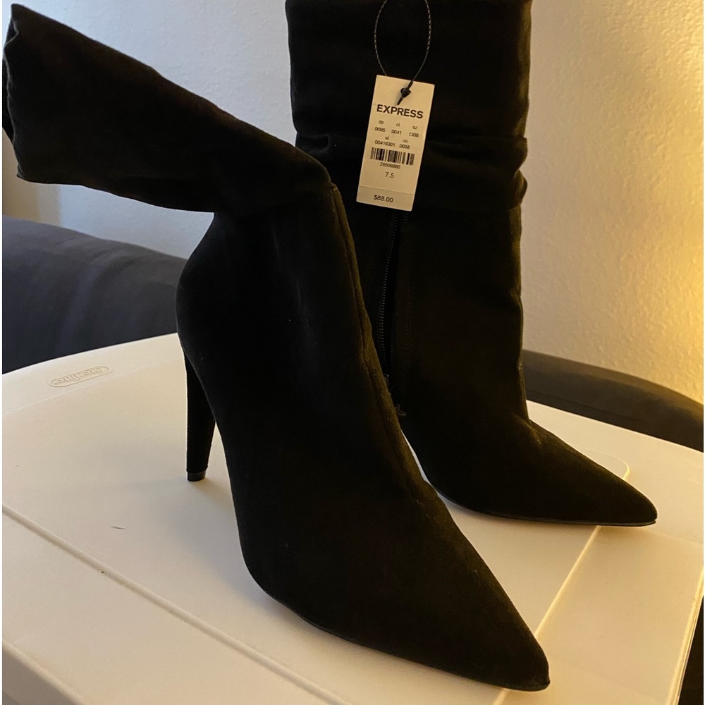 Never warn, Soft leather boots from Express 3 inch heel